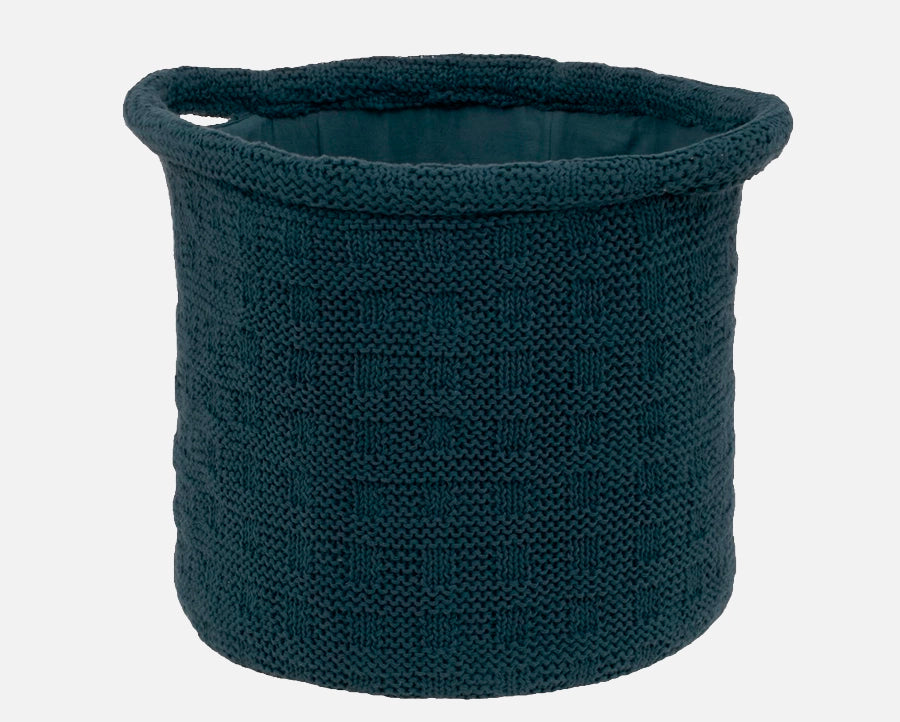 Cesto Organizador em Tricô –  Elegância Artesanal e Funcionalidade para Sua Casa