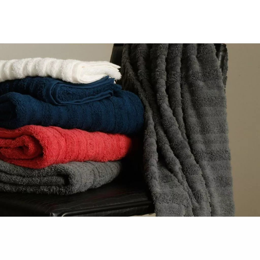 Jogo de Toalhas  de Banho 4 Peças Super Grossas - 100% Algodão 600 g/m²