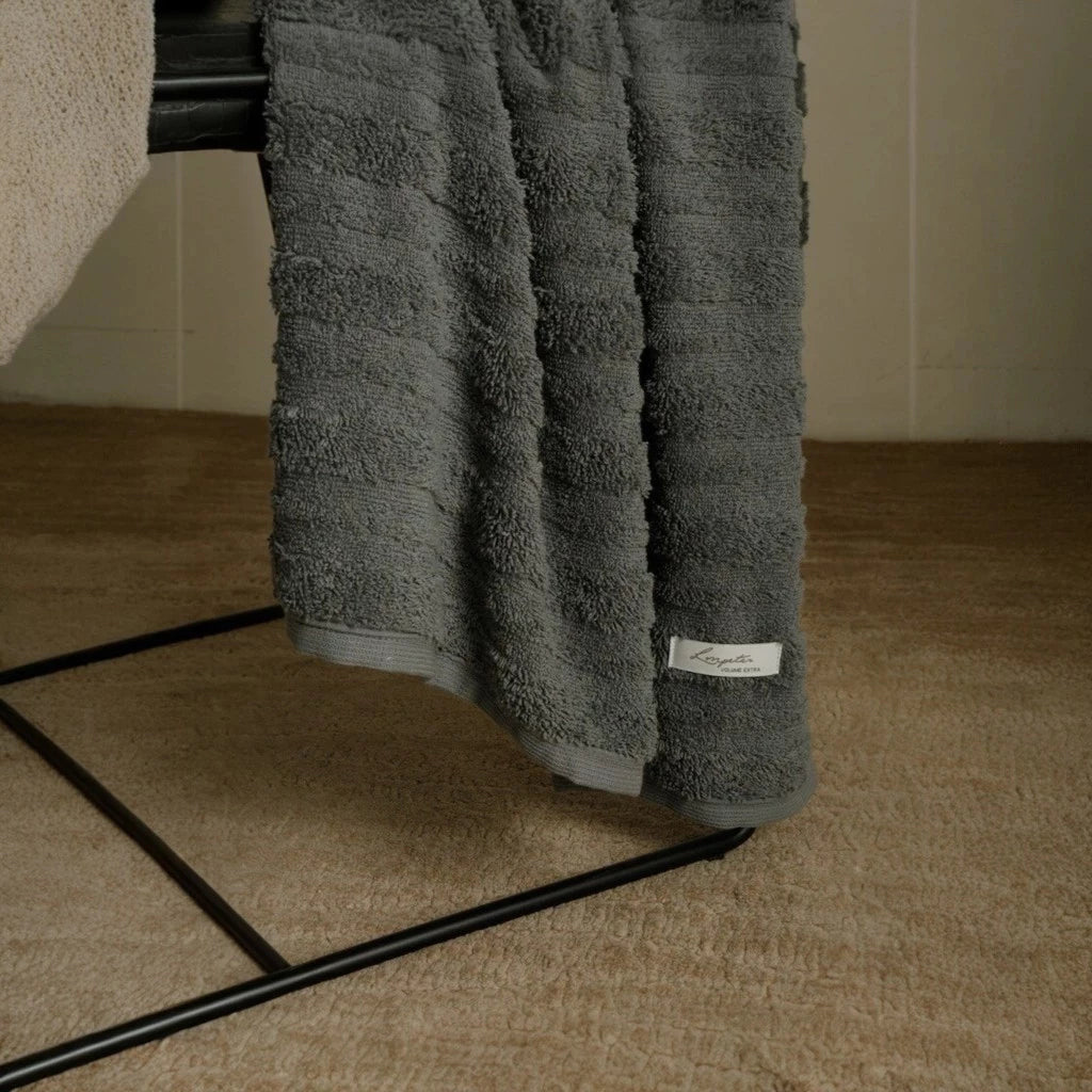 Jogo de Toalhas  de Banho 4 Peças Super Grossas - 100% Algodão 600 g/m²