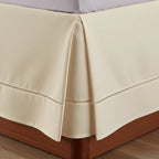 Saia Box Queen  Com Detalhes Em Pregas E Ponto Palito