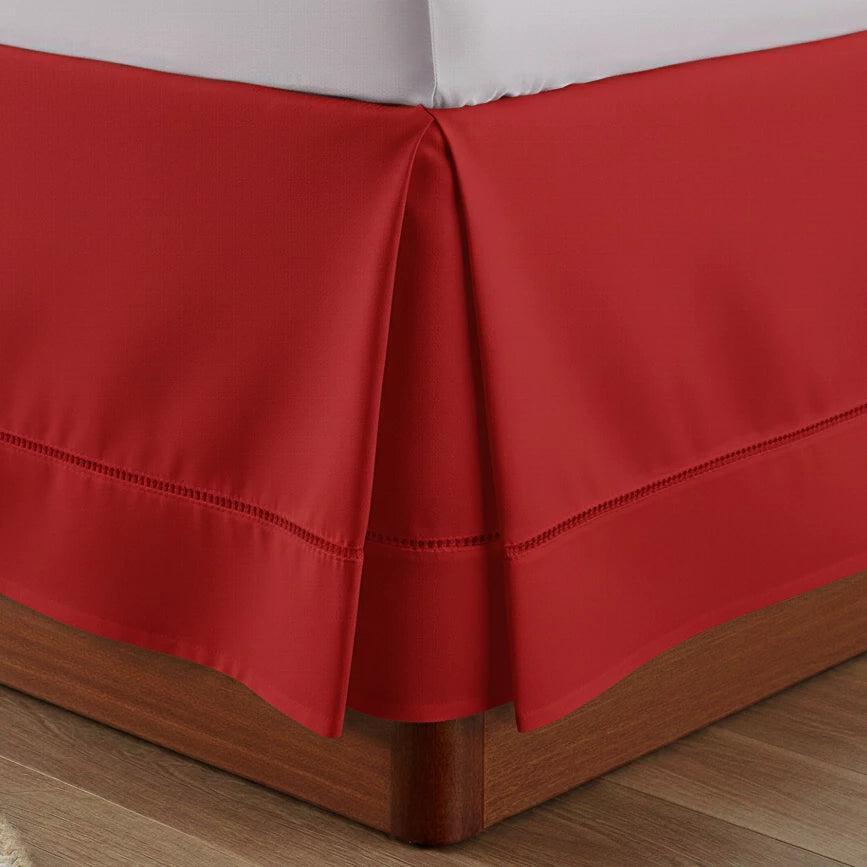 Saia Box Queen  Com Detalhes Em Pregas E Ponto Palito